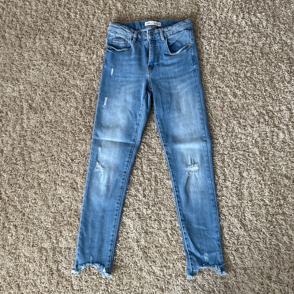 Zara Other - Like new Zara skinny jeans